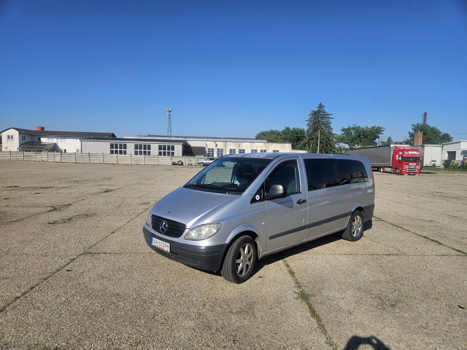 Mercedes Viano